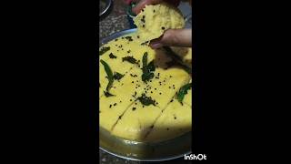 Easy khaman dhokla recipe 😋soft spongy dhokla ✨dhoklarecipe recipe trending food yummy [upl. by Omsare]