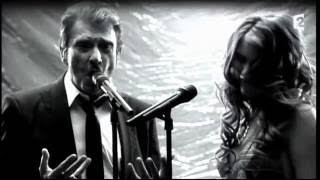 2008 Johnny Hallyday amp Joss Stone  Unchained Melody Clip [upl. by Ydnys468]