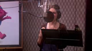 Anna Kendrick Singing Cant Stop the Feeling [upl. by Adey]