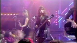 BanglesManic MondayTop of the Pops 1986 [upl. by Annovahs]