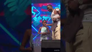 Quel spectacle magique une fille de 9ans danse comme grande au show Dadju et Tayc [upl. by Hales703]