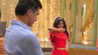 Naira and Kartik aka Shivangi and Mohsins DANCE in Yeh Rishta kya Kehlata hai [upl. by Bolt]