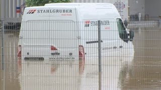 Hochwasserkatastrophe in Bayern Überflutete Keller und Straßen in Kolbermoor [upl. by Eardnaed]