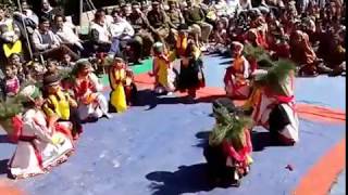 LOCAL DANCE NAATI BY THE GIRLS OF GPS KUTGARH  Kotgarh Pahari natti  Himachli Pahari Lok Geet [upl. by Ahoufe]