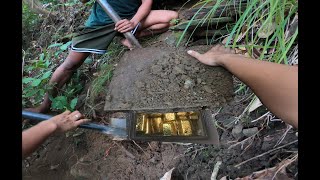 YAMASHITA TREASURE BOX FOUND IN THE PHILIPPINES GOLD BARS INSIDE [upl. by Hnad]