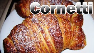 Ricetta Dolci Pasticceria  Come Fare i Cornetti  Video Tutorial [upl. by Remlap]