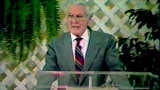 Leonard Ravenhill  The Incandescent Man  Full Sermon [upl. by Ivor863]