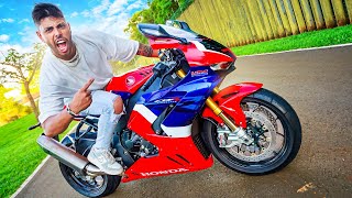 ESSA É MINHA NOVA MOTO CBR 1000 TRIPLE R [upl. by Acisseg]