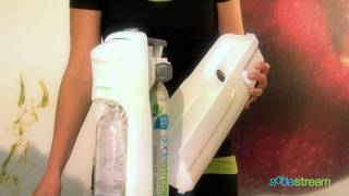 SodaStream  Installation et utilisation appareil Jet SodaStream [upl. by Arodaeht]