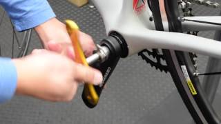 Removing Cannondale Hollowgram Cranks [upl. by Ahsinna910]