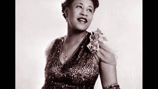 Ella Fitzgerald And Her Savoy Eight  Bei Mir Bist Du Schoen [upl. by Gavin]