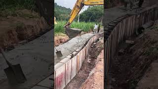 Concrete pouring process for ditch wall [upl. by Bail]