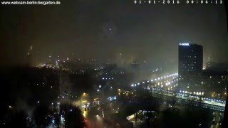 Feuerwerk Berlin Silvester 2015 [upl. by Marmaduke402]