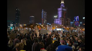 Protest w Warszawie Żądają dymisji Przemysława Czarnka Oglądaj na żywo [upl. by Wiebmer]