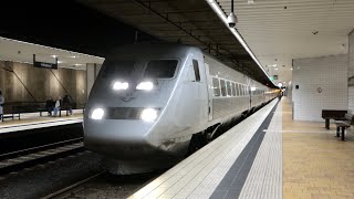 Tåg på Helsingborg Central [upl. by Arodnap]