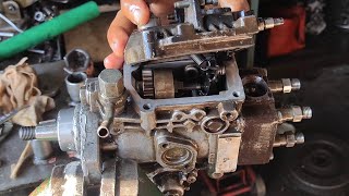 Toyota 2l engine diesel pump repair [upl. by Oicanata]