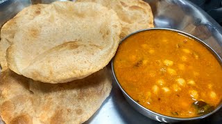 Konda kadalai Kulambu Recipe  in Tamil  Sangeetha Foodie  Kitchen Channel [upl. by Nashbar390]