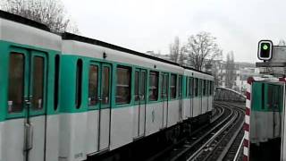 Paris Metro パリメトロ2号線MF67系電車Jaurès駅到着 [upl. by Paolina157]