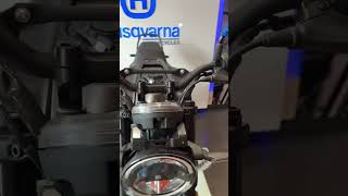 ￼ husqvarna vitpilen 250 VS svartpilen 250 comparison ￼ [upl. by Arakat]