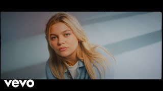 Louane  Désolée Clip officiel [upl. by Dav]