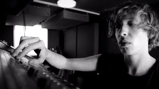 Feature Daniel Avery Electronic Beats TV [upl. by Astrea881]