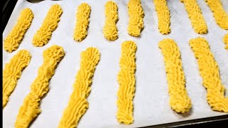 how to make Guyanese cheese straws collaborationcooking with LisaGuyanese cheese straws recipes [upl. by Adnilak]