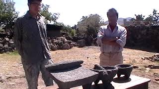 COMO SE FABRICA UN METATE HOW DO YOU MAKE A MEXICAN METATE [upl. by Isyed]