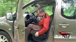 Citroen Berlingo Multispace 16l HDi explicit video 2 of 4 [upl. by Adirf]