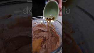 Cómo hacer fresas con crema y chocolate ¡En 3 sencillos pasos  Recetas de Postres  Cocina Vital [upl. by Ainod994]