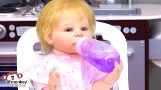 👶🏼 My Reborns Adelines Morning Routine and 1st BuildABear 🐻 [upl. by Alexandrina]