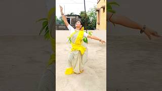 Aji Dokhino Pobone Dance  Sayani Ghosh shorts like share comment subscribe viral [upl. by Schechter]