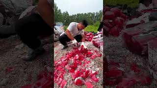 Este hombre encontró una piedra de cristal increíble 😮 [upl. by Conroy]