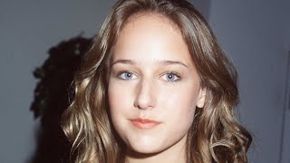 Heres What Really Happened To Leelee Sobieski [upl. by Mandler]