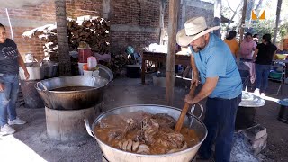 Carnitas estilo oaxaqueño [upl. by Tniassuot135]