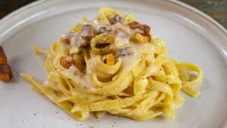 TAGLIATELLE ALLA GRICIA  Ricetta perfetta [upl. by Brentt]