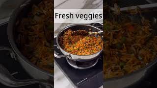 Making singapuri fried rice trending food tastyfoody recipeblog tastyyy SagarsKitchen [upl. by Acyssej796]