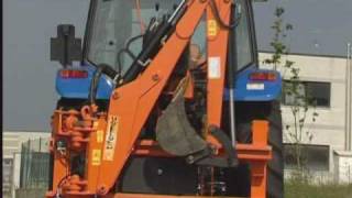 DIGGER Heckbagger  Anbaubagger [upl. by Amsirahc]