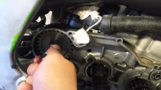 Kickstart mechanism install on 2001 kx 250 [upl. by Kalindi533]