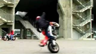 Jorian Ponomareff 4  Motorrad Stunt Video Oeni [upl. by Hgierb]