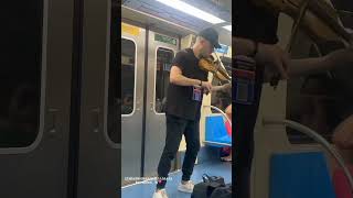 Quando a chuva passar  Ivete Sangalo Cover Violino no metrô SP ivetesangalo cover violino [upl. by Aonian]