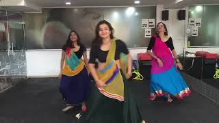 Chogada  Loveratri  Amruta Bhatt  Garba  Fitness  Darshan Raval  Ayush Sharma [upl. by Sophie]