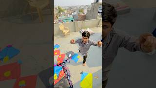 Lalach main aakar new patang bhi chali gayi 😱😭kiteflying shorts vaibhavsainivlogs [upl. by Ellemrac]