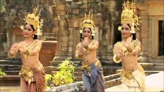 អប្សរាល្ខោនព្រះរាជទ្រព្យ Beautiful Apsara Royal Dancers in Angkor Wat Cambodia [upl. by Anilahs]