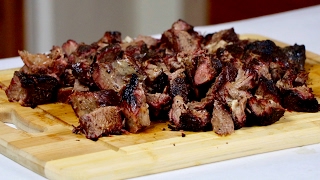 How to smoke pulled chopped beef chuck roast on the Slow N Sear  Weber Kettle [upl. by Sherwynd]