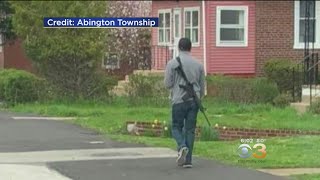 Police Man Walking In Public With AR15 To Promote Second Amendment Right [upl. by Lanod]