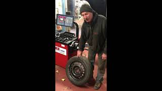 How to calibrate a Coats 1250 wheel balancer [upl. by Hilleary114]