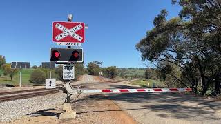 River Rd Railway Crossing Toodyay WA [upl. by Keverne]