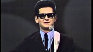 Roy Orbison  London Palladium performance 1966 [upl. by Ahsyla17]