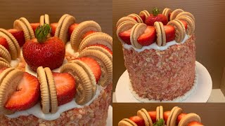 Tall Easy Strawberry Crunch Cake [upl. by Feinleib]