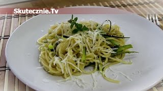 Spaghetti z cukinią i parmezanem  SkutecznieTv HD [upl. by Honor]